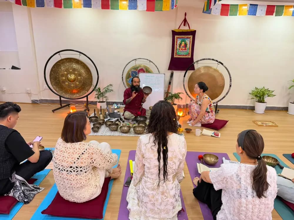 Singing bowls vs gongs: what each does in a session